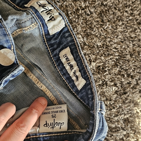 Euc-Daytrip Ankle Skinny Denim Jeans - Picture 4 of 4